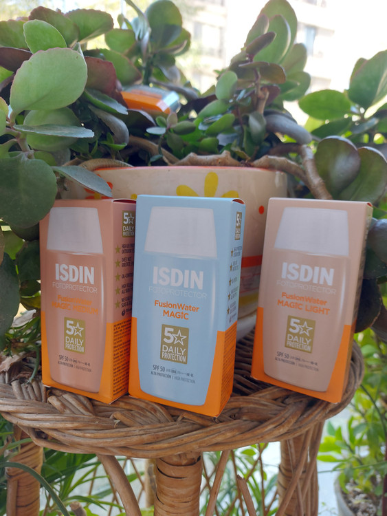 لایت ، بی رنگ ، مدیوم حجم ۵۰ میل